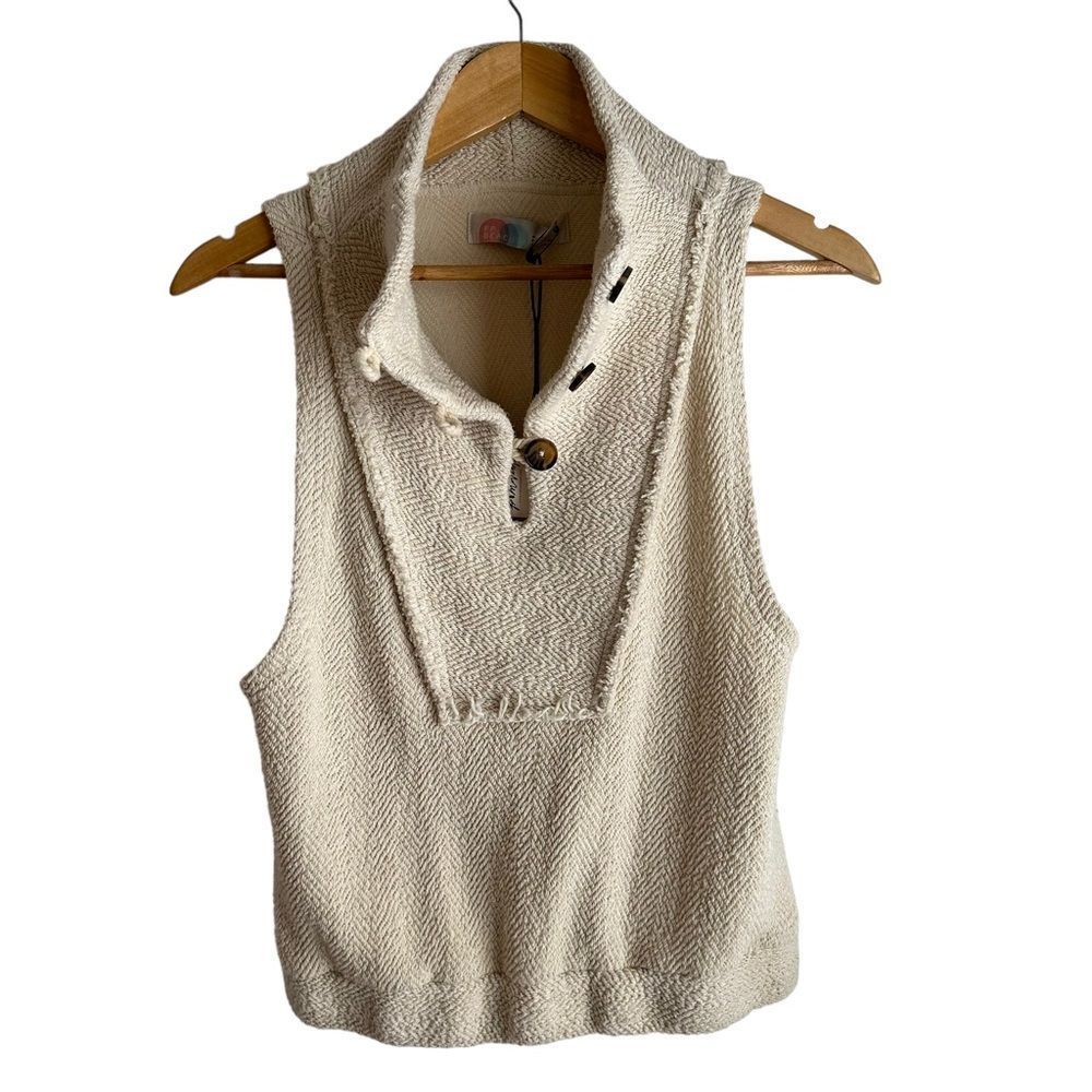 Sleeveless Cream Knit Pullover Sweater